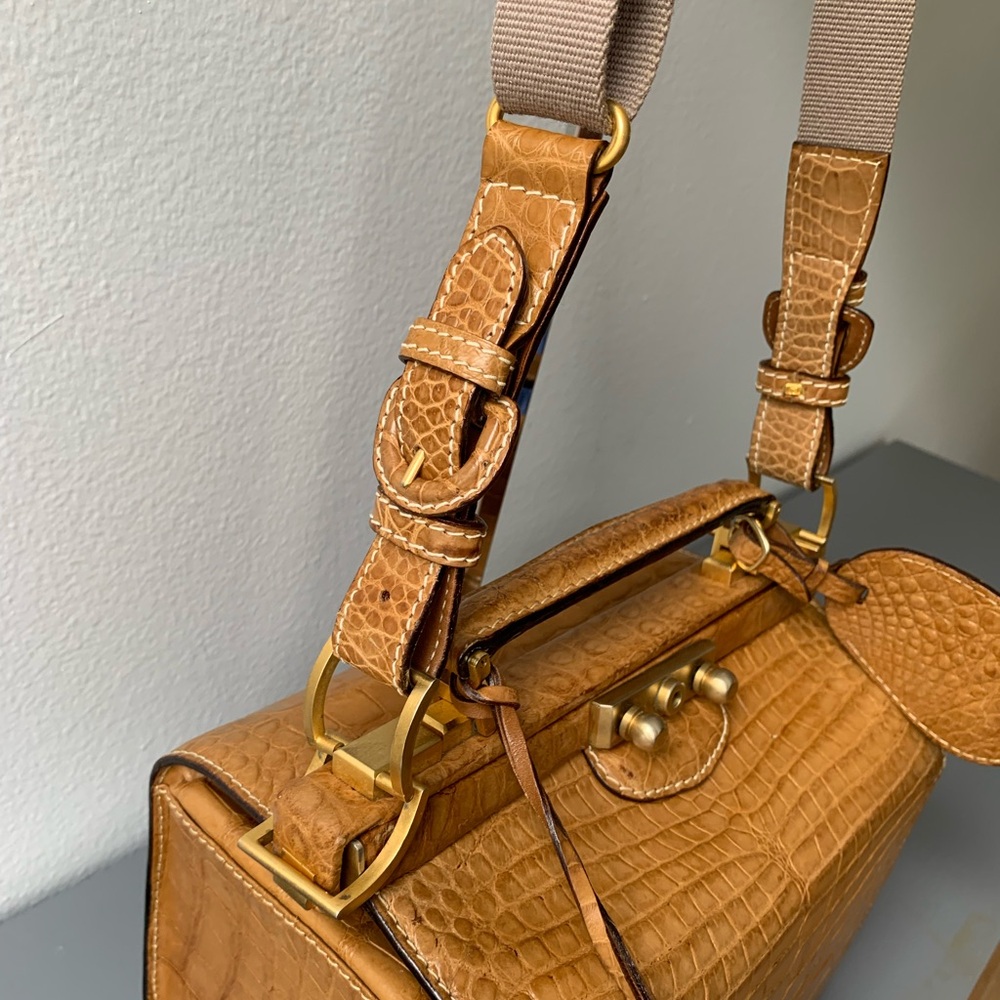 (2) RARE GUCCI 80s Trunk Croc - Picture 9 of 16